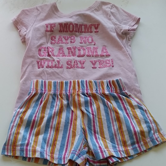 Toddler's short set